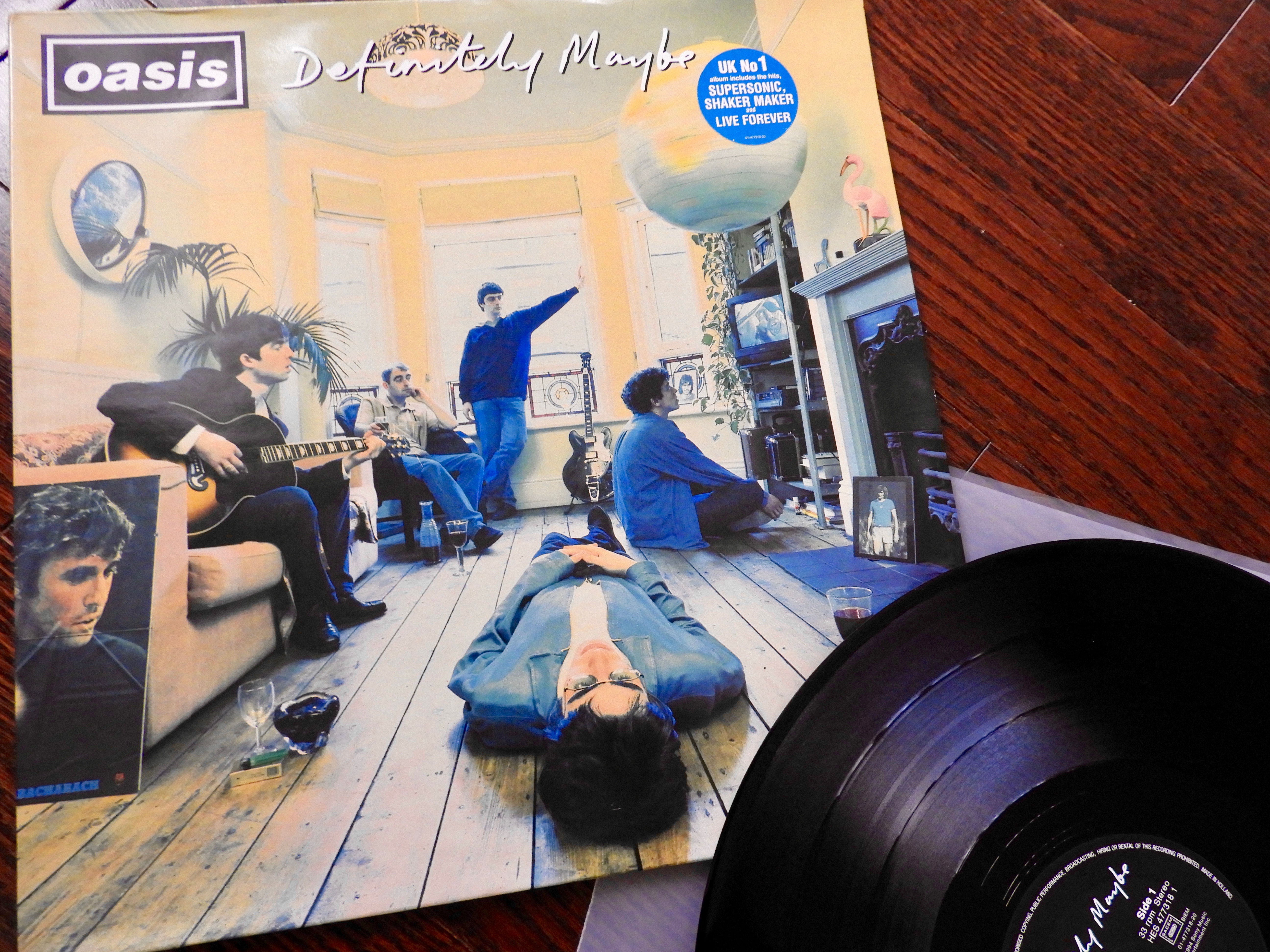 Vinyl love: Oasis “Definitely maybe” – My (life in) music lists
